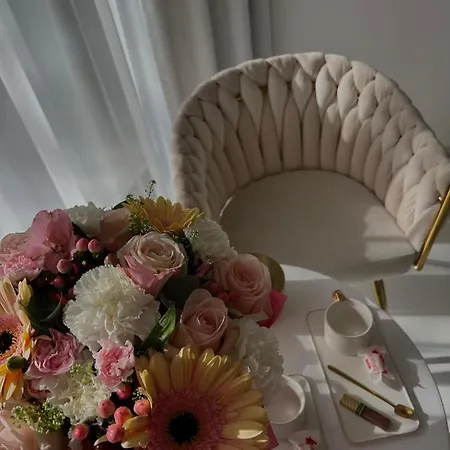 Apartament Gold Luxury Romantic Private Jacuzzi & Sauna