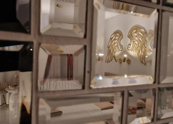 Gold Luxury Romantic Private Jacuzzi & Sauna * Kołobrzeg